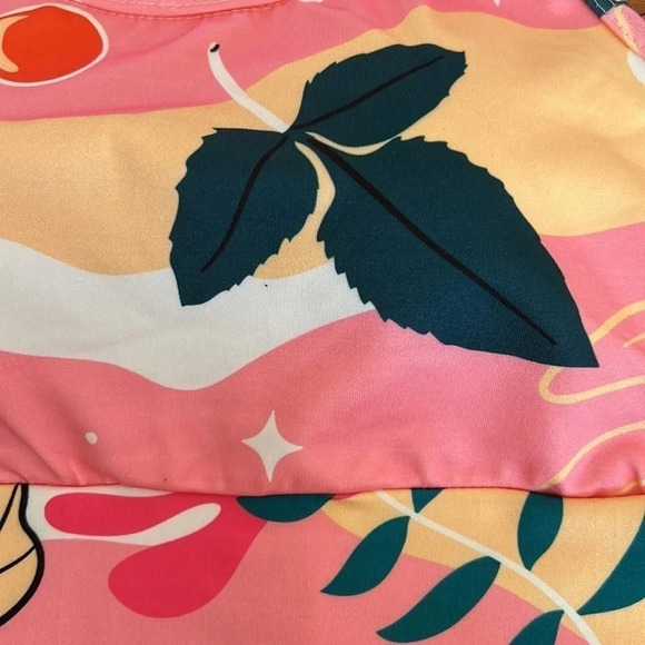 REASON Sports Bra - Picture 2 of 7